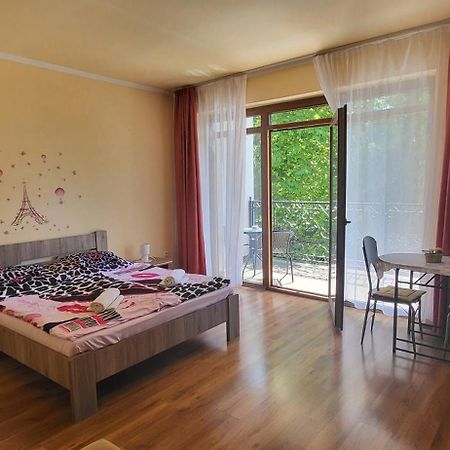 Bastya Apartmanhaz Sarvar Exterior photo